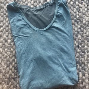 Men’s Guess t-shirt